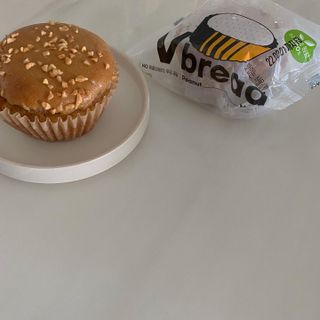 롯데제과 Vbread 포카치아식빵1개 + 미니식빵 1개 + 머핀 2개 세트 — 4점을 준 리뷰어가 2021년 9월 올린 사용 사진