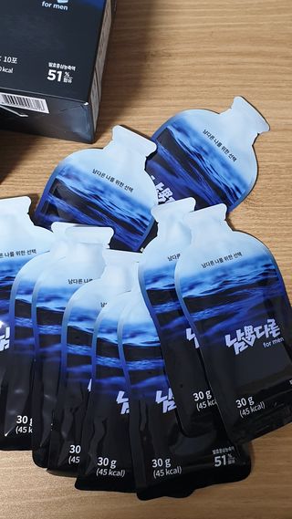 [남男다른] 남성건강 활력증진 혼합음료 홍상발효농축액 10포 x 2개 = 총20포 — 4점을 준 리뷰어가 2021년 9월 올린 사용 사진