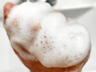 디어미어 맥주효모 샴푸 500ml — 5점을 준 리뷰어가 2022년 8월 올린 사용 사진