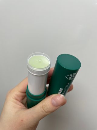 팜스테이 시카 팜 카밍 멀티 밤 — 5점을 준 리뷰어가 2022년 3월 올린 사용 사진