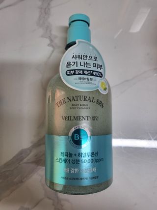 벨먼 내추럴스파 수분광채 스크럽 바디워시 600ml 5종 — 5점을 준 리뷰어가 2022년 5월 올린 사용 사진