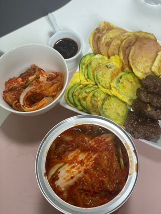 셰프애찬 알배기 겉절이 김치 1kg — 4.5점을 준 리뷰어가 2022년 9월 올린 사용 사진