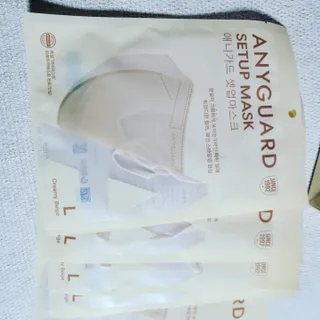 애니가드 셋업마스크 4컬러 각 10매입 [크리미베이지, 캐시미어로즈, 초콜렛브라운, 미드나잇네이비] — 5점을 준 리뷰어가 2022년 2월 올린 사용 사진
