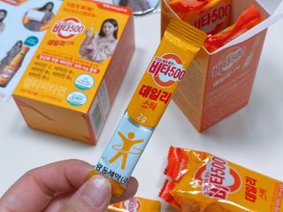 광동생활건강 [광동] 제니비타민C 비타500데일리스틱 180포+제니등신대+제니스티커 — 5점을 준 리뷰어가 2021년 11월 올린 사용 사진