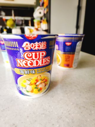 NISSIN 닛신 컵누들  4종 - 씨푸드오리지날, 씨푸드 스파이시, 씨푸드 커리, 씨푸드 XO소스 — 5점을 준 리뷰어가 2022년 5월 올린 사용 사진