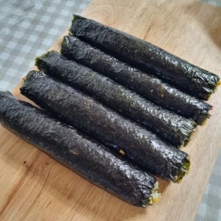 해풀잎 누구나 김밥*1ea [(혼합야채 35g *1ea,  김밥김 (5g, 5ea),  양념간장 (6g, 5ea), 참기름(5g, 2ea)] — 4점을 준 리뷰어가 2022년 7월 올린 사용 사진
