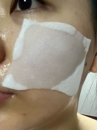 로우퀘스트 베리어 인핸싱 토너투에센스 200ml — 5점을 준 리뷰어가 2023년 11월 올린 사용 사진