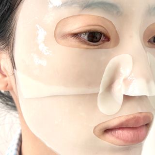 [올리브영] 웰더마 시카 트리트먼트 리페어 피팅 마스크팩 4매 — 5점을 준 리뷰어가 2025년 7월 올린 사용 사진