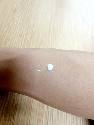 [후르디아] 민감피부를 위한 무기자차 논나노 아보카도 선크림 — 5점을 준 리뷰어가 2023년 4월 올린 사용 사진