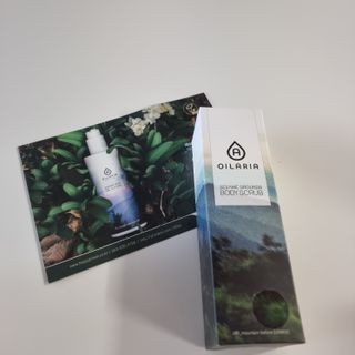 오일아리아 뉴트리 모이스처라이징 세사미 씨드 오일로션 & 데일리 디톡스 세사미 그라운즈 바디스크럽 — 5점을 준 리뷰어가 2023년 8월 올린 사용 사진