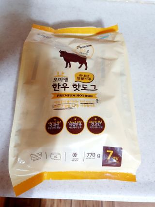 오마뎅 한우핫도그 — 4.5점을 준 리뷰어가 2021년 5월 올린 사용 사진