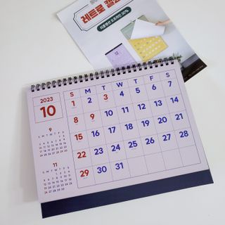 리훈 2024년 레트로 달력 벽달력 + 탁상달력 — 5점을 준 리뷰어가 2023년 9월 올린 사용 사진