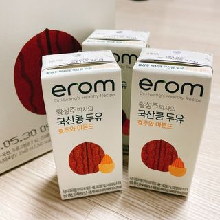 이롬 erom 황성주박사의 국산콩 두유 호두와 아몬드 — 4.5점을 준 리뷰어가 2020년 12월 올린 사용 사진