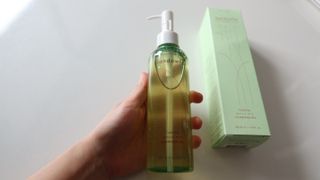 스킨큐어 산다화 순한 클렌징 동백 오일 200ml — 5점을 준 리뷰어가 2023년 4월 올린 사용 사진