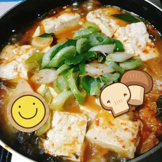 소담스퀘어 상암 궁중해물탕조씨집 백년가게 조씨집 팔뚝탕1인분550g — 5점을 준 리뷰어가 2022년 12월 올린 사용 사진