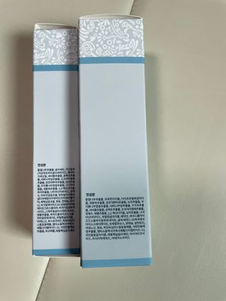 조아산코스메틱 승비 에센스 프리아포 오리엔탈 허브 크림 + 승비 에센스 프리아포 오리엔탈 허브 스킨 SET — 3점을 준 리뷰어가 2021년 11월 올린 사용 사진