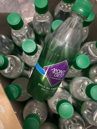 몽베스트 Montbest with Sparkling water Plain 20병 — 4.5점을 준 리뷰어가 2023년 2월 올린 사용 사진