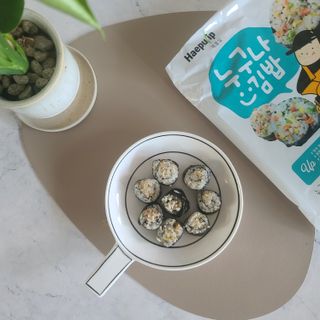 해풀잎 누구나 김밥*1ea [(혼합야채 35g *1ea,  김밥김 (5g, 5ea),  양념간장 (6g, 5ea), 참기름(5g, 2ea)] — 5점을 준 리뷰어가 2022년 8월 올린 사용 사진
