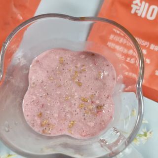 [덜다] 든든 식물성 단백질 쉐이크 40g X 7입 (곡물/딸기) — 5점을 준 리뷰어가 2023년 7월 올린 사용 사진