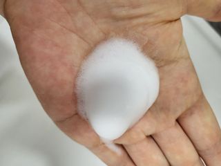 MF프리 [닥터문] 유산균 락토케어 질경초 여성청결제 200ml (폼타입) — 5점을 준 리뷰어가 2022년 7월 올린 사용 사진