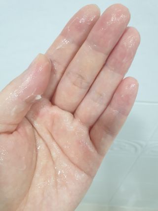 더마비 프레쉬 모이스처 스크럽 바디 워시 — 4점을 준 리뷰어가 2021년 4월 올린 사용 사진