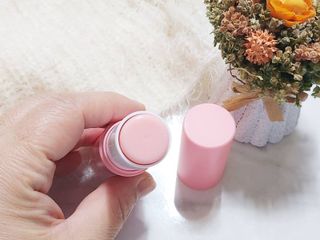 스킨큐어 산다화 카멜리아 안티 링클 멀티밤 — 5점을 준 리뷰어가 2023년 1월 올린 사용 사진