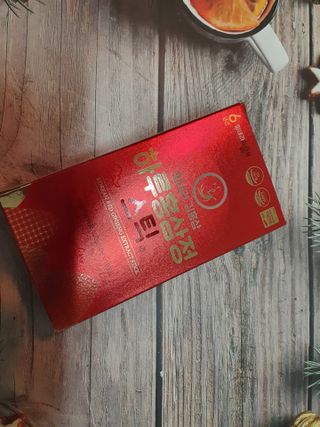 힘내라김홍삼 하루홍삼정스틱 10g x 10포 — 5점을 준 리뷰어가 2021년 5월 올린 사용 사진