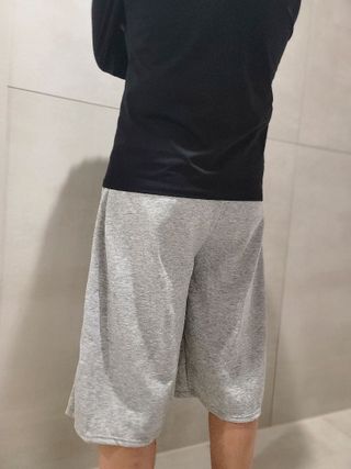 다운블로우 ~남자 버뮤다 7부 와이드 핀턱 트레이닝 반바지 ACC SS1001 — 5점을 준 리뷰어가 2025년 6월 올린 사용 사진