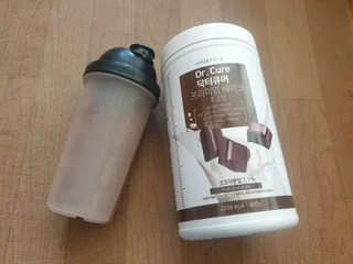 뉴트리션팩토리 닥터큐어 프리미엄쉐이크 다이어트쉐이크 — 5점을 준 리뷰어가 2021년 10월 올린 사용 사진