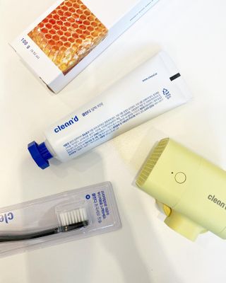 주식회사 클린디 [클린디] 찝찝한 칫솔은 이제 그만, 살균과 건조기능 칫솔살균건조기로 더욱 뽀송하게🦷 — 5점을 준 리뷰어가 2022년 1월 올린 사용 사진