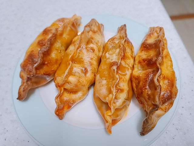 한만두 진한 해물맛 짬뽕만두 1kg 리뷰 사진