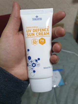 [트리티스] UV 디펜스 선크림 PA+++ / SPF50+  60ml — 5점을 준 리뷰어가 2020년 12월 올린 사용 사진