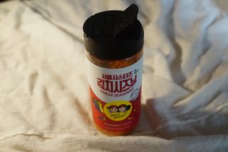 [서울시스터즈] 김치시즈닝 국내 최초 뿌려먹는 김치파우더 100g 1개+ 신제품 김치스낵 90g 2개 — 5점을 준 리뷰어가 2021년 8월 올린 사용 사진