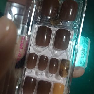 데싱디바 매직프레스 레귤러 스퀘어_6종 중 택 1 — 5점을 준 리뷰어가 2021년 9월 올린 사용 사진