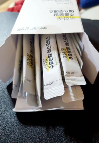체인미 국화꽃 추출분말 에스오에스 곡류효소 과일채소 17종 혼합 분말 스틱 — 4점을 준 리뷰어가 2022년 1월 올린 사용 사진