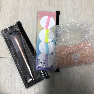 [툴앤썸] 메이크업 브러시로 바르고 호빵 스펀지로 클렌징하는 A-Z 뷰티툴 5종 — 3.5점을 준 리뷰어가 2021년 1월 올린 사용 사진