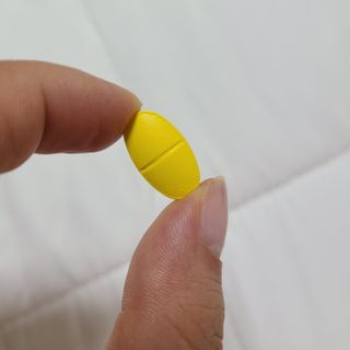 서울약사신협_내몸애발란스멀티비타민앤미네랄파워업_800mg x 90정 — 5점을 준 리뷰어가 2021년 5월 올린 사용 사진