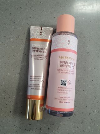 조아산코스메틱 에이스원 크림 + 에이스원 스킨 — 5점을 준 리뷰어가 2021년 11월 올린 사용 사진
