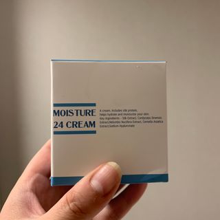 Dr.느루벗 느루벗 모이스쳐 24 크림 — 4.5점을 준 리뷰어가 2021년 3월 올린 사용 사진