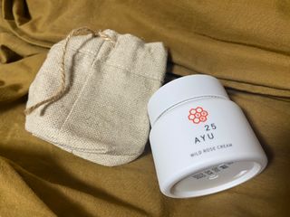 AYU25[아유트웬티파이브]다마스크로즈워터 베이스 천연 수분 촉촉 크림 — 4점을 준 리뷰어가 2021년 3월 올린 사용 사진