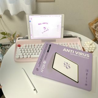 아클리브 Premium 항균 항바이러스 액정 보호필름(iPad) — 5점을 준 리뷰어가 2022년 10월 올린 사용 사진