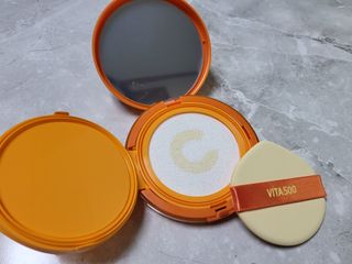 광동생활건강 MF[광동] 비타500✨주름개선·미백·SPF50+🌞퍼펙트쉴드 빅 선쿠션 본품 — 5점을 준 리뷰어가 2024년 5월 올린 사용 사진