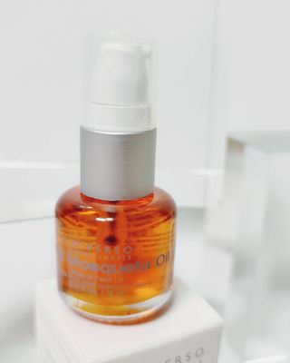 유니베르소 로즈힙 오일 15ml — 5점을 준 리뷰어가 2021년 7월 올린 사용 사진