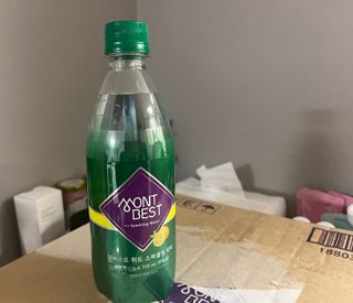 몽베스트 Montbest with Sparkling water Lemon OR Lime 20병(랜덤) — 4.5점을 준 리뷰어가 2023년 2월 올린 사용 사진