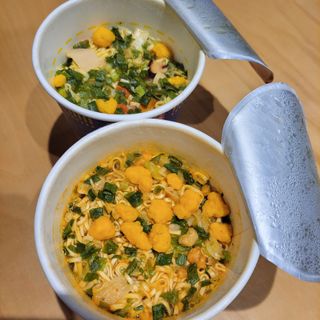 NISSIN 닛신 컵누들  4종 - 씨푸드오리지날, 씨푸드 스파이시, 씨푸드 커리, 씨푸드 XO소스 — 4점을 준 리뷰어가 2023년 1월 올린 사용 사진