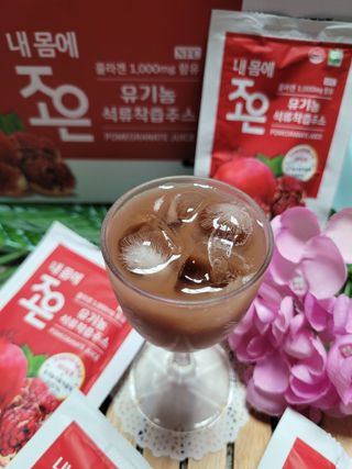 농업회사법인조은 유기농 석류 NFC 착즙주스 70ml 30포 — 5점을 준 리뷰어가 2021년 10월 올린 사용 사진