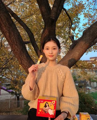광동생활건강 [제니에디션] 비타500데일리스틱 gift set 60포+제니굿즈 3종+쇼핑백 — 5점을 준 리뷰어가 2021년 11월 올린 사용 사진