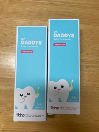 닥터데디스 안심무불소 베이비치약 60g + 여행용 미니 치약 15g — 5점을 준 리뷰어가 2022년 8월 올린 사용 사진