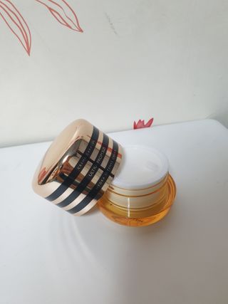 자민경 크레마카라콜 울트라 프로폴리스 하이드라 인텐스 크림 50ml — 5점을 준 리뷰어가 2021년 1월 올린 사용 사진