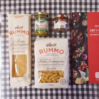 이탈리안 프리미엄 파스타 룸모 Rummo 파스타 2종 + 바질 페스토 + 블랙 트러플 페이스트 — 5점을 준 리뷰어가 2021년 7월 올린 사용 사진